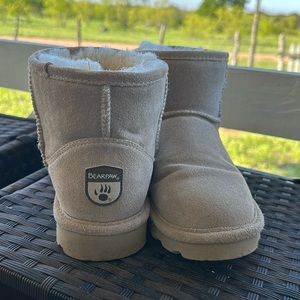 BEARPAW BOOTS “uggs” short version
